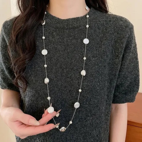 French Vintage Long Necklace With Glass Artificial Pearls And Irregular Metal Discs Elegant Minimalist Sweater Chain For Women