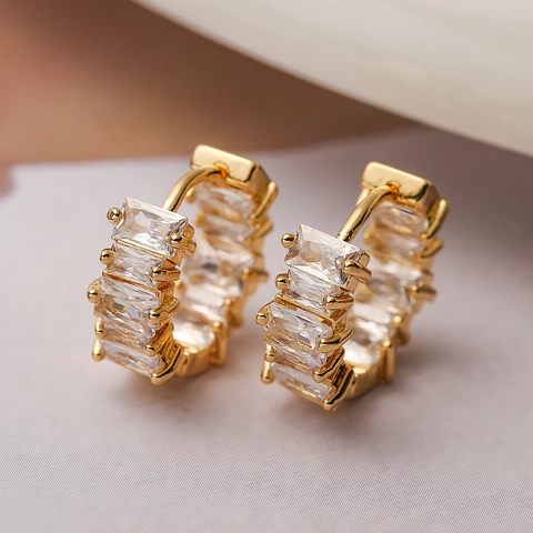 Exquisite Geometric Copper Hoop Earrings Baguette Cut Cubic Zirconia Luxury Simple Fashion Jewelry For Women