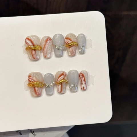 Uñas Postizas Hechas A Mano Corto Coffin Diseño Mármol Línea Dorada 3D Perla Artificial Estilo Vintage Lujo Uñas Artificiales