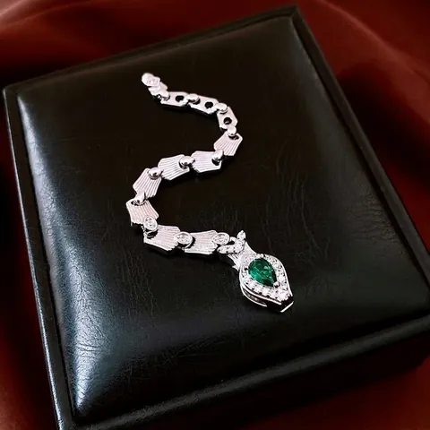 Schlangenring Kupfer Mit Grünem Zirkon Und Weißen Kristallen Personalisierter Luxus Mode Damenschmuck