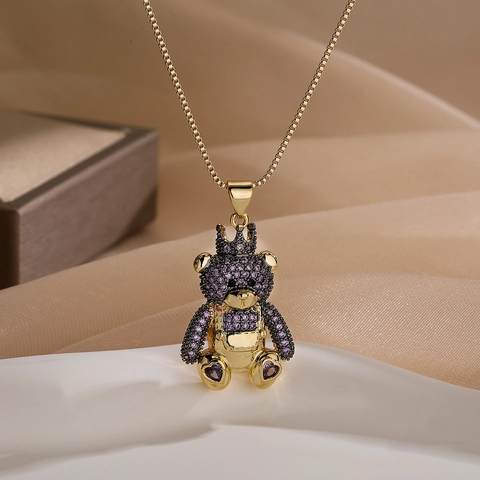 Collier Pendentif Ours en Cuivre Plaqué Or et Zirconia pour Femmes Couronne Cœur Forme Animale Chaîne de Clavicule Bijoux Cadeau