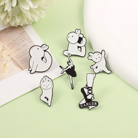 Ballerina Danseres Emaille Broche Pin Set Elegant Yoga Konijn Legering Badge Sieraden Voor Kleding Tassen Zwart Wit Nieuwigheid