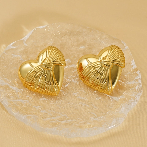 Heart Stud Earrings 18K Gold Plated Stainless Steel Textured Weave Quilted Retro Fashion For Women Non-Tarnish