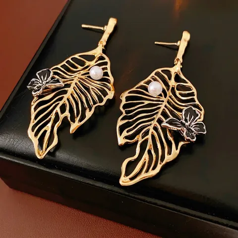 Pendientes De Gota De Hoja Hueca Con Perla Artificial Y Mariposa Joyería De Cobre Oro Retro Para Mujer Con Poste De Plata