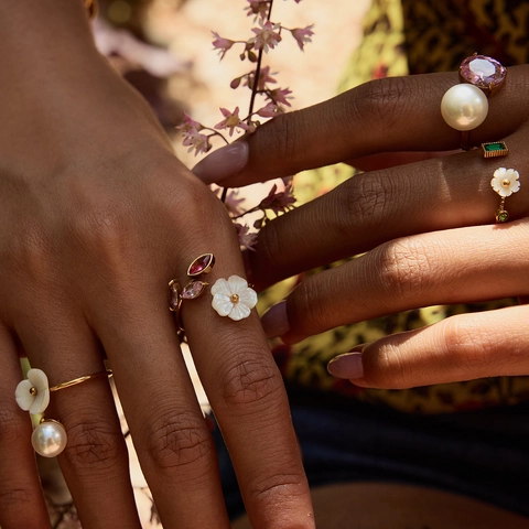Mother Of Artificial Pearl Flower Open Ring Stainless Steel Artificial Pearl Adjustable Gemstone Elegant Floral Jewelry Gift For Women