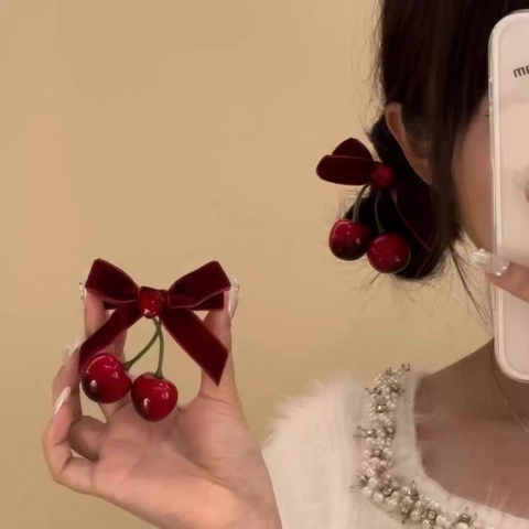 Molletta Per Capelli Con Fiocco In Velluto Rosso E Pendenti Ciliegia Di Simulazione Strass Fatto A Mano Stile Francese Dolce