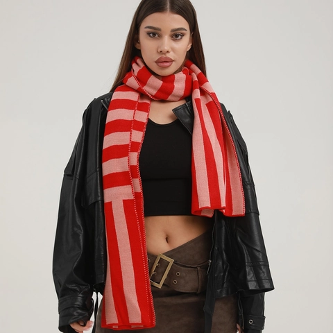 Écharpe d'Hiver en Tricot à Rayures pour Femmes Rouge Rose Color Block en Acrylique Teint en Fil Chaude et Douce