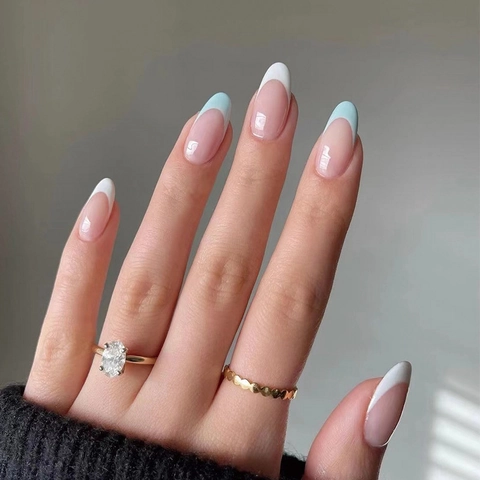 Faux Ongles Style Français Pointes Bleu Blanc Forme Amande Base Rose Nude Manucure Détachable Pour Femmes