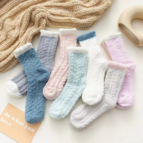 Women Thickened Coral Fleece Socks Warm Fuzzy Winter Crew Socks Solid Color Soft Home Sleeping Socks Casual Hosiery