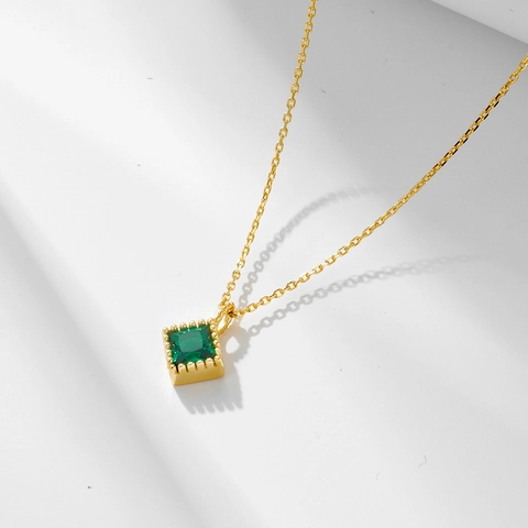 925 Sterling Silver Square Emerald Zirconia Pendant Necklace For Women Light Luxury Geometric Clavicle Chain Jewelry Gift