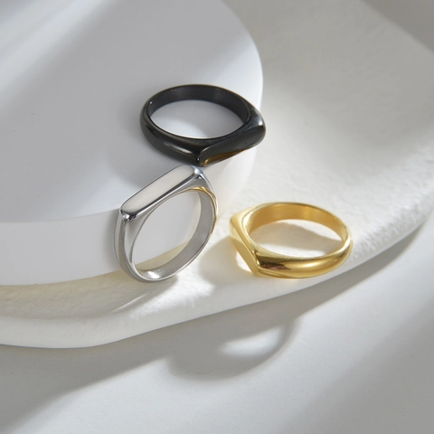 Minimalist Square Signet Ring Titanium Steel Polished Flat Top Band Jewelry For Women Unisex