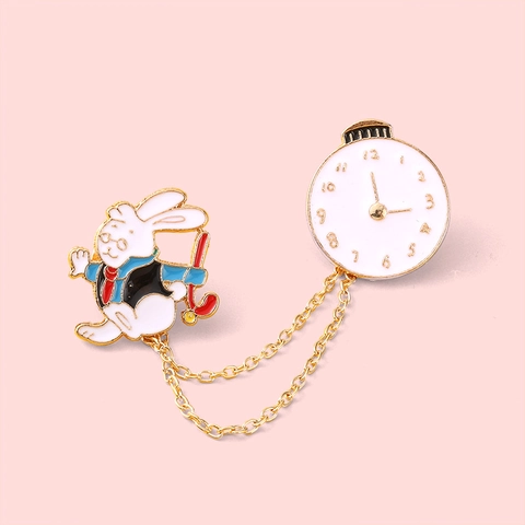 Kreative Cartoon Weiße Hase Uhr Emaille Brosche Mit Goldkette Wunderliche Legierung Vintage Revers Pin Abzeichen Für Kleidung Dekor