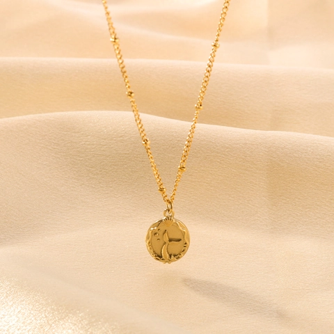 Collana Con Pendente Rilievo Ritratto Principessa Sirena Acciaio Inossidabile Placcato Oro 18K Vintage Catena A Sfere