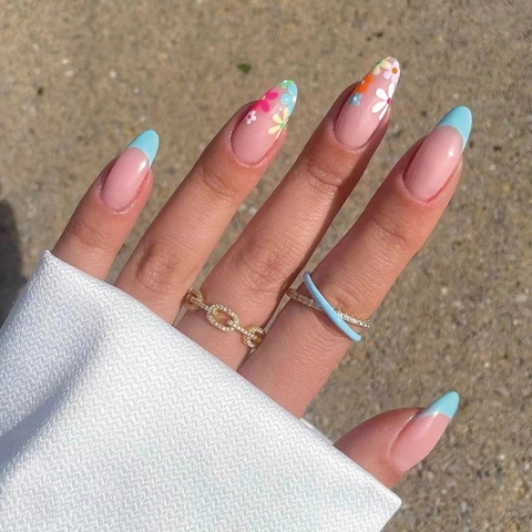Press On Nagels Franse Blauwe Tip Bloemenpatroon Amandelvorm Glanzende Kunstnagels Voor Vrouwen Meisjes Nagelkunst