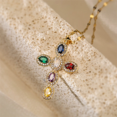 Collana con Ciondolo a Croce in Rame di Moda con Strass Multicolore Intarsiato Gioielli Placcati in Oro per Uomo Donna