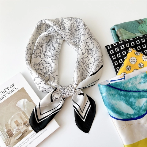 Elegant Square Scarf For Women Polyester Satin Satin Like Floral Print Neck Hair Band Headwrap Fashion Accessory