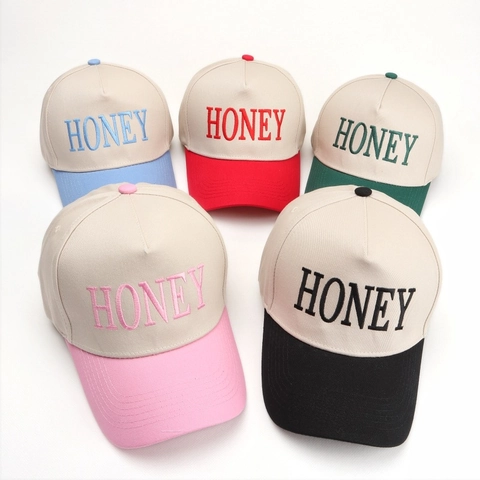 Cappello Da Baseball Cotone Ricamo Lettere Honey Blocchi Di Colore Visiera Curva Regolabile Moda Esterno Uomo Donna