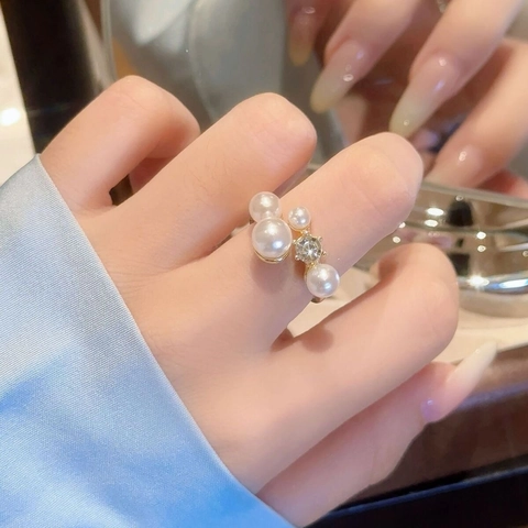 Elegant Cluster Artificial Pearl Open Ring For Women Copper 14K Gold Plated Zircon Retro Asymmetric Adjustable Jewelry