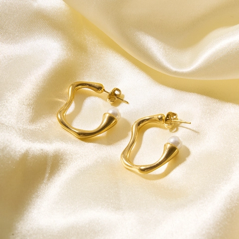 Orecchini A Cerchio A Forma Di U A Onde Irregolari Placcati Oro 18K Acciaio Inossidabile Perla Artificial Gioielli Da Donna