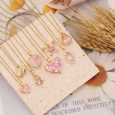 Collier À Pendentif Coeur Papillon Cygne En Zircon Rose Cuivre Plaqué Or Chaîne En Acier Inoxydable Accessoire Élégant Pour Femme