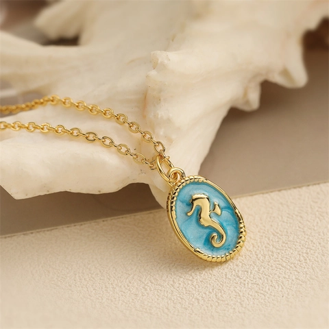 Collier Pendentif Émail Cuivre Plaqué Or Délicat Hippocampe Avion Cœur Taureau Menora Bijoux Pour Femmes
