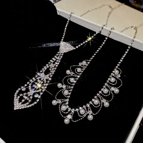 Elegant Rhinestone Tie Artificial Pearl Fringe Necklace Luxury Palace Style Copper Clavicle Chain Women Jewelry Accessory