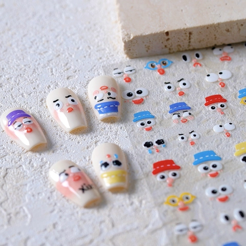 Autocollants Ongles Emoji Dessin Animé 3D Gaufré Auto-Adhésif Expressions Faciales Amusantes Décoration Manucure DIY