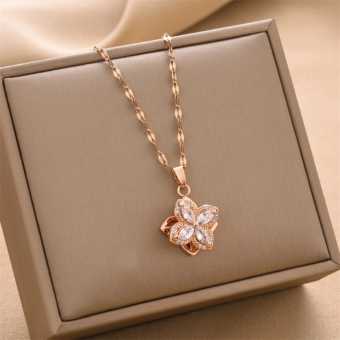 Collana Con Pendente A Quadrifoglio Rotante Acciaio Inossidabile Zircone Fiore Gioielli Eleganti Stile Coreano Donna