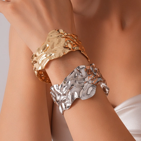Irregular Geometric Cuff Bracelet Alloy Metallic Wrinkled Hammered Texture Open Adjustable Bangle For Women Statement Jewelry