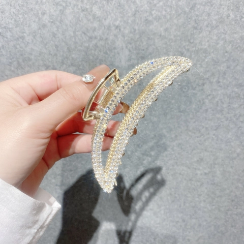 Metal Alloy Shark Hair Claw Clip With Rhinestone And Artificial Pearl French Minimalist Elegant Headpiece For Women