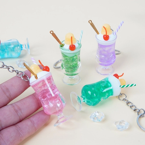 Simulation Drink Cup Keychain Transparent PS Resin Ice Cream Milk Tea Model Bag Pendant Cute Gift Accessory