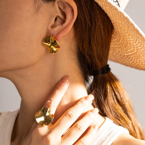 Irregular Wave Stud Earrings Textured Gold Ring Stainless Steel 18K Gold Plated Minimalist Geometric Jewelry For Women