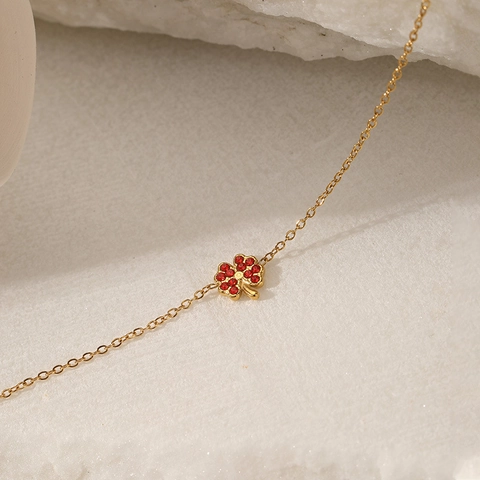 Minimalist Clover Leaf Stainless Steel Gold Plated Rhinestone Bracelet For Women Elegant Leaf Charm Hand Chain Jewelry Gift