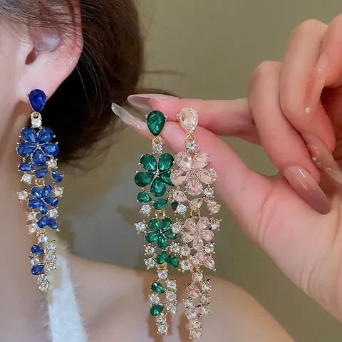 Elegante Blumen Quasten Hängeohrringe Für Damen Mit Legierung Rheinkiesel Und 925 Sterling Silber Ohrring Stecker