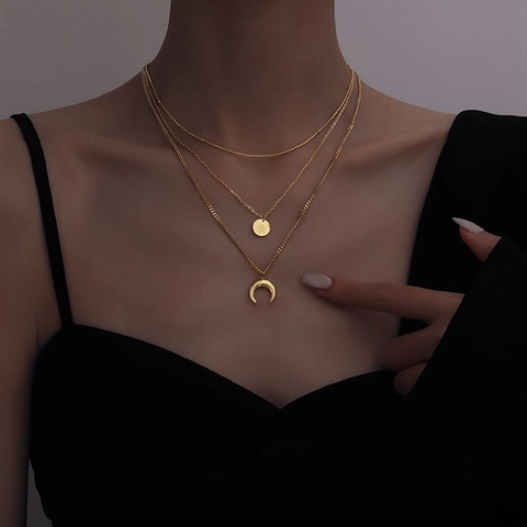 Collana A Strati Acciaio Inossidabile Placcato Oro Sole Stella Medaglione Luna Crescente Pendente Vintage Elegante
