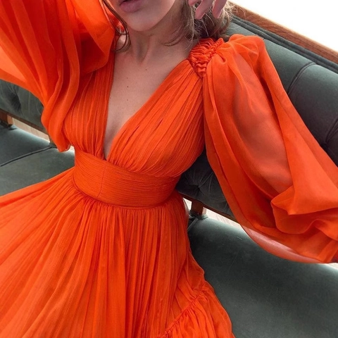 Elegantes Oranges Chiffon Abendkleid Tiefer V Ausschnitt Laternenärmel Plissee Langes Maxi Kleid Für Damen