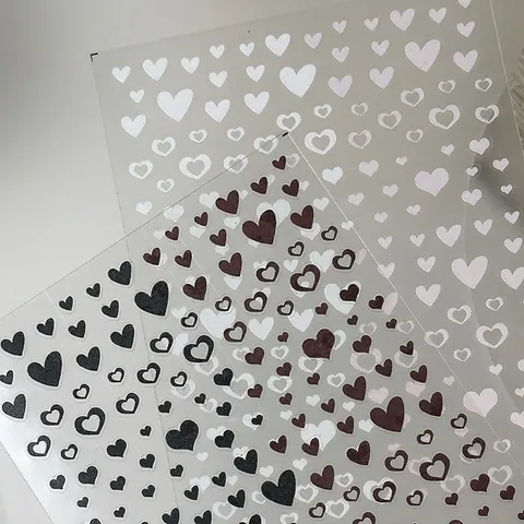 Autocollants Pour Ongles Auto-Adhésifs Ultra Minces Flexibles Motifs Coeur Poker Décoration De Manucure DIY Pour Femmes