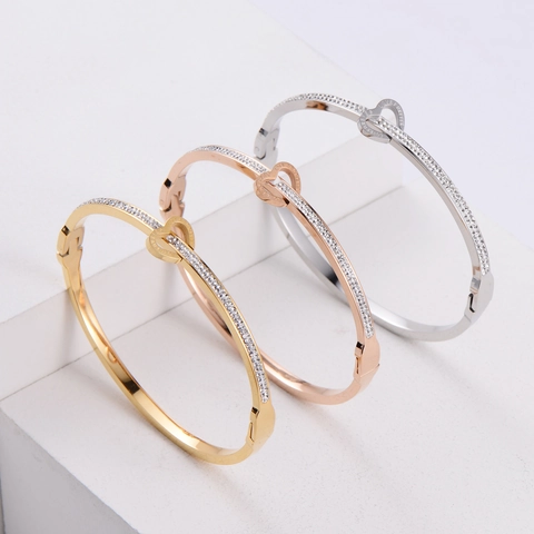 Bracciale Rigido In Acciaio Inossidabile Con Cuore Intrecciato Con Zirconia Love Forever Inciso Gioielli Romantici Per Donne