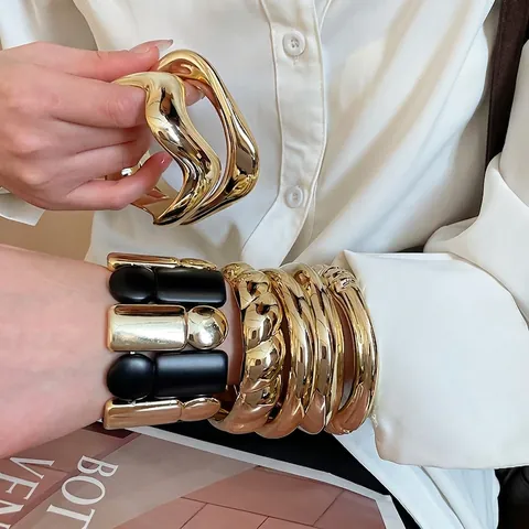 Dames Grove Armband Bangle Geometrisch Golvend Onregelmatig Glad Gepolijst Legering Acryl Zwart Goud Mode Accessoire