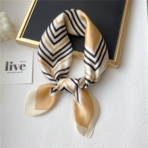Sciarpa Quadrata A Righe Geometriche Da Donna Satin Imitazione Raso Liscia Collo Testa Accessorio Professionale Ufficio Leggero