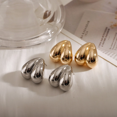 18K Gold Plated Copper Heart Shaped Stud Earrings For Women Mirror Polished Puffy Geometric Heart Earrings Commuter Jewelry