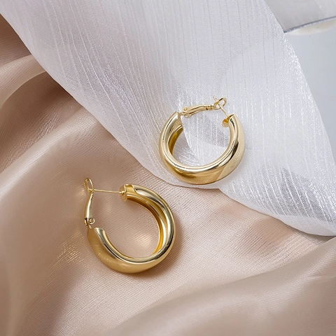 Chunky Hoop Ohrringe Silver Earring Post Poliertes Breites Metall Geometrisch Minimalistisch Statement Mode Schmuck Damen
