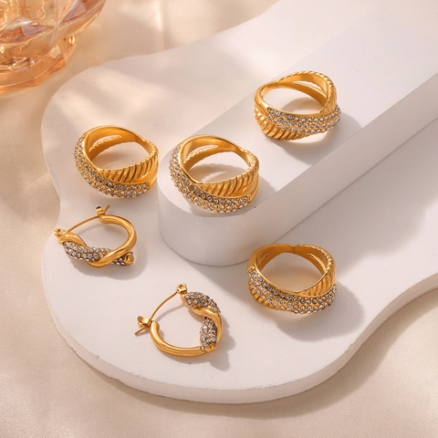 Titanstahl Gold Silber Plattiert Gedreht Strass Schmuckset Für Damen Pave Strass Ring Und Ohrringe Schmuckset