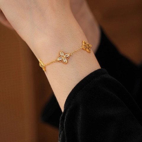 Clover Flower Bracelet Copper Pear Shaped Zircon Elegant Luxury Adjustable Jewelry For Women Gold Color