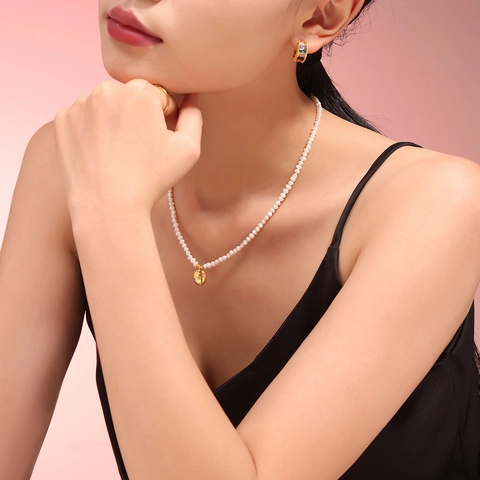 Collana di Perle d'Acqua Dolce in Stile Corte Vintage Con Ciondolo Ovale a Stella Oro Catena Girocollo Strass per Donna