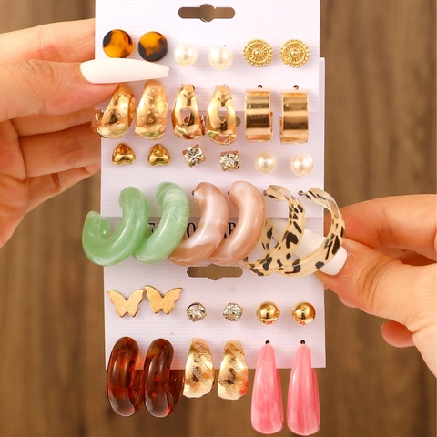 Vintage Geometric Alloy Resin Hoop Earring Set For Women Exaggerated C-Shaped Artificial Pearl Heart Rhinestone Earring Collection