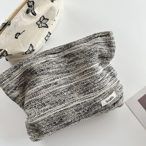 Large Capacity Jacquard Fabric Makeup Bag Portable Butterfly Stripe Pattern Travel Cosmetic Storage Pouch Organizer For Women