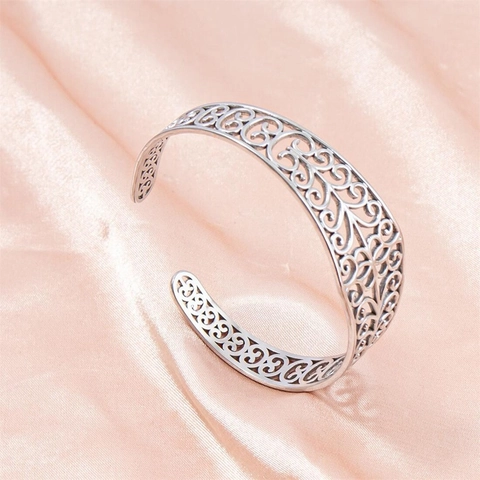 Bracciale Rigido Vintage in Acciaio Inossidabile Traforato per Donna Placcato Oro 18K Filigrana Polsino Aperto