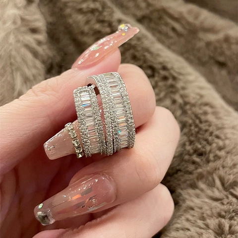 Anello Sovrapponibile Multistrato Elegante Da Donna Rame Scintillante Zirconia Cubica Taglio Baguette Tondo Regolabile