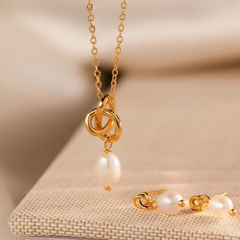 Collana E Orecchini Con Künstliche Perle A Nodo Placcati Oro 18K Acciaio Al Titanio Gioielli Multistrato Per Donna